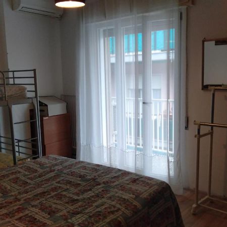 Azzurra casa vacanza Ventimiglia Kültér fotó
